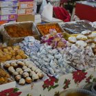 Dulces, mieles y productos de la huerta llenarán mañana los estands de la Feria Agroalimentaria de Sariegos.