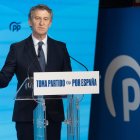 El presidente del Partido Popular, Alberto Núñez Feijóo, durante un acto en la sede nacional del PP.