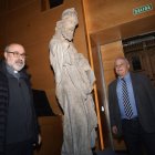 Florentino Alonso y Gonzalo Santonja en la presentación de la réplica de la estatua del Anciano Simeón en el Museo de la Semana Santa.