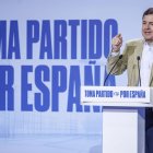 El presidente de la Junta y del PP de Castilla y León, Alfonso Fernández Mañueco, participa en el II Foro de Grandes Ciudades, un foro con alcaldes de ciudades gobernadas por el PP.