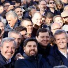 Mañueco junto a otros barones del PP, ayer.