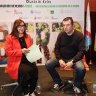 Un momento de la mesa de debate sobre colaboración institucional, con el representante de Fele y la periodista Eva Friera.