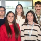 Felipe Pimentel junto a su grupo de investigación del Centro de Biología Molecular en Madrid.