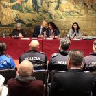 El alcalde de León, José Antonio Diez, preside el acto de entrega de la Distinción Voluntaria del Año.