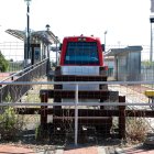 Un tren en el apeadero de Feve