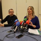 Los dos concejales en rueda de prensa