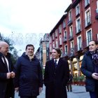 El expresidente del Gobierno José María Aznar junto al presidente de la Junta, Alfonso Fernández Mañueco, Jesús Julio Carnero y Conrado Íscar antes de la presentación de su nuevo libro, ‘Orden y Libertad’