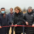 Marcos Álvarez y María Pardo, en el corte de cinta.