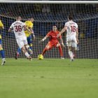Badía antes de ser batido por Jesé en uno de sus dos goles que anotó frente a la Cultural en el estadio de Gran Canaria.