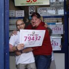 Alegría la en administración de lotería de La Pola de Gordón