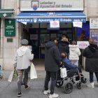 Vista de una administración de lotería. EFE/ Román G. Aguilera.