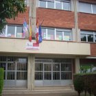 Colegio Benito León de Santa María del Páramo.