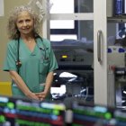 Ana María Domínguez Berrot, coordinadora de Trasplantes y jefa de la UCI en el Caule.