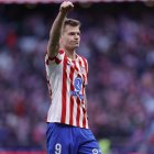 Sorloth celebra su gol.