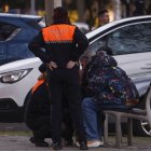 Familiares de desaparecidos reciben ayuda psicológica.
