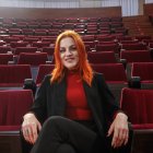 La astronauta leonesa Sara García Alonso, elegida entre los 20 perfiles más influyentes de LinkedIn en España, durante un encuentro de divulgación científica.