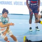 Darío Sanz es uno de los jugadores más destacados en la plantilla del Abanca Ademar.
