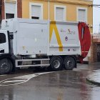 Las avería de los tres camiones de basura se van solventando.