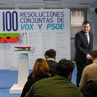 Alfonso Fernández Mañueco, ayer, durante la presentación de las cien medidas conjuntas de PSOE y Vox.