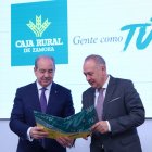 Nicanor Santos, presidente de Caja Rural, y Cipriano García, director general, ayer.