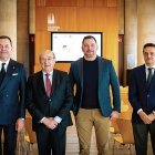 José Mª Viejo, director de Fundos; Steve Camps, de la Sagrada Familia; Carlos Mirapeix, director El Capricho de Gaudí y Raúl Fernández, director de Casa Botines.