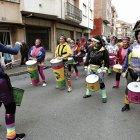 El desfile de Santa María del Páramo implica a los vecinos de todas las edades. ramiro