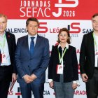 Tomás Codesal, Francisco Pérez Abruña, Montserrat Ávila y Vicente Baixauli, este martes en las jornadas.  Farmacéuticos en la inauguración de las jornadas.