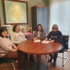 Un momento de la firma del convenio.