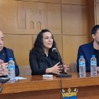 La conferencia tuvo lugar en la Biblioteca Pública de La Bañeza.