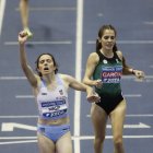 Marta García fue segunda en la final del 1.500 y Nora Suárez ganó el relevo con Cueva de Nerja.