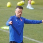 El entrenador de la Cultural, Rubén de la Barrera, prepara el partido del lunes frente a la UD Almería.