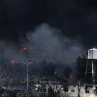 Una densa nube de humo tóxico envuelve Teherán desde ayer.