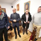 Última reunión de ganaderos con el alcalde de Toreno en el Ayuntamiento para abordar el problema del matadero.