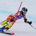 María Martín-Granizo en plena competición en la prueba de Slalom haciendo historia para el deporte leonés.