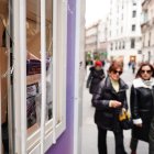 Acto de vandalismo en  la caseta de Podemos en la calle Santiago de Valladolid.