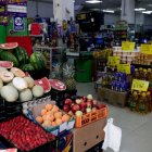 Imagen de la frutería en un mercado.