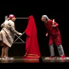 Se Trata de Teatro en actuación.