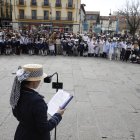 Los alumnos de Las Anejas celebran el centenario de Gaudí vestidos de época.