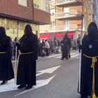 Procesión de Hermandad de la cofradía de Jesús Divino Obrero en León.