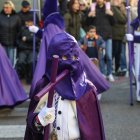 Solemnidad en la procesión de Hermandad de Jesús Divino Obrero.