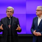 Imagen del presidente de la Conferencia Episcopal, Luis Argüello (i), y el presidente de la Conferencia Española de Religiosos (CONFER), Jesús Díaz Sariego (d), quienes este lunes firmarán con el ministro de la Presidencia, Félix Bolaños, y el Defensor del Pueblo, Ángel Gabilondo, el protocolo para indemnizar a las víctimas de abusos sexuales en el ámbito de la Iglesia. EFE/ Daniel González.