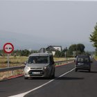 Una de las nuevas infraestructuras es la carretera entre Arganza y Cacabelos