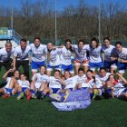 La plantilla de las campeonas del Olímpico de León femenino en categoría cadete/juvenil.