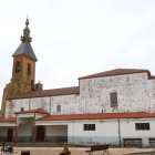 Plaza de la Torre de Urdiales del Páramo.