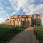 Santuario de la Peregrina de Sahagún.