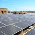 Instalaciones de una planta fotovoltaica en una imagen de archivo.