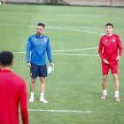 De la Barrera dirigiendo uno de los últimos entrenamientos de la Cultural.
