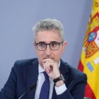El ministro de Hacienda, Arcadi España durante la rueda de prensa posterior al Consejo de ministros este martes celebrada en La Moncloa, Madrid. EFE/ Borja Sanchez-Trillo