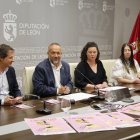Adelino Pérez, Gerardo A. Courel, Irene González y Tania Martínez en la presentación ayer.