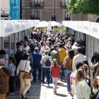 La Feria del Libro suscitó el interés de los leoneses.